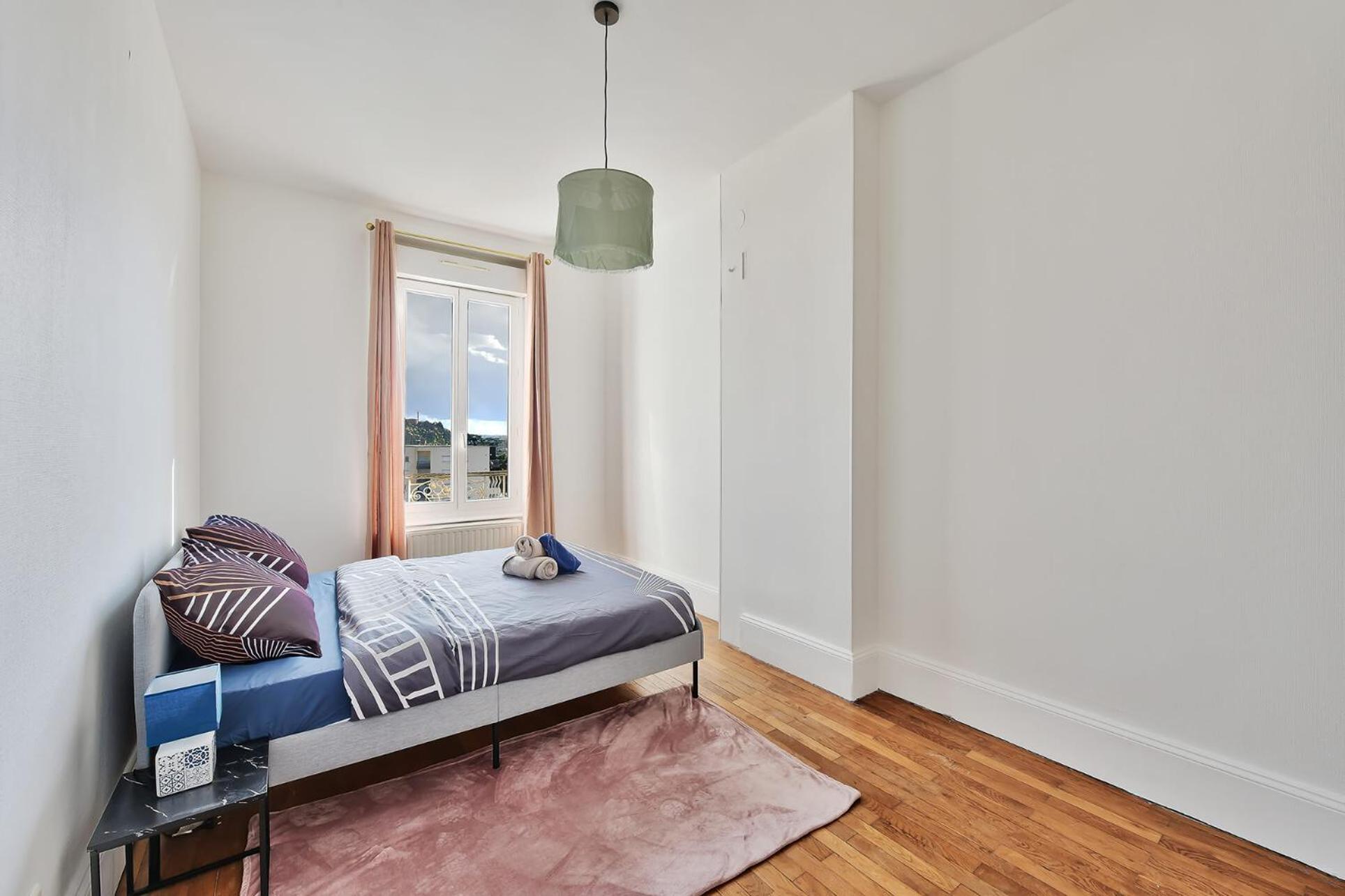 L'Oasis Urbaine - Spacieux Et Elegant Pour 5 Pers Saint-Fons Extérieur photo